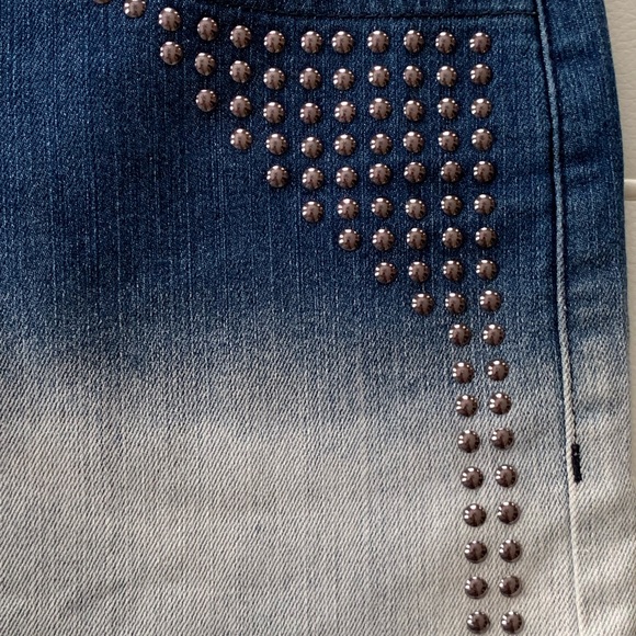 Mini Pool skirt jeans. - Picture 3 of 5
